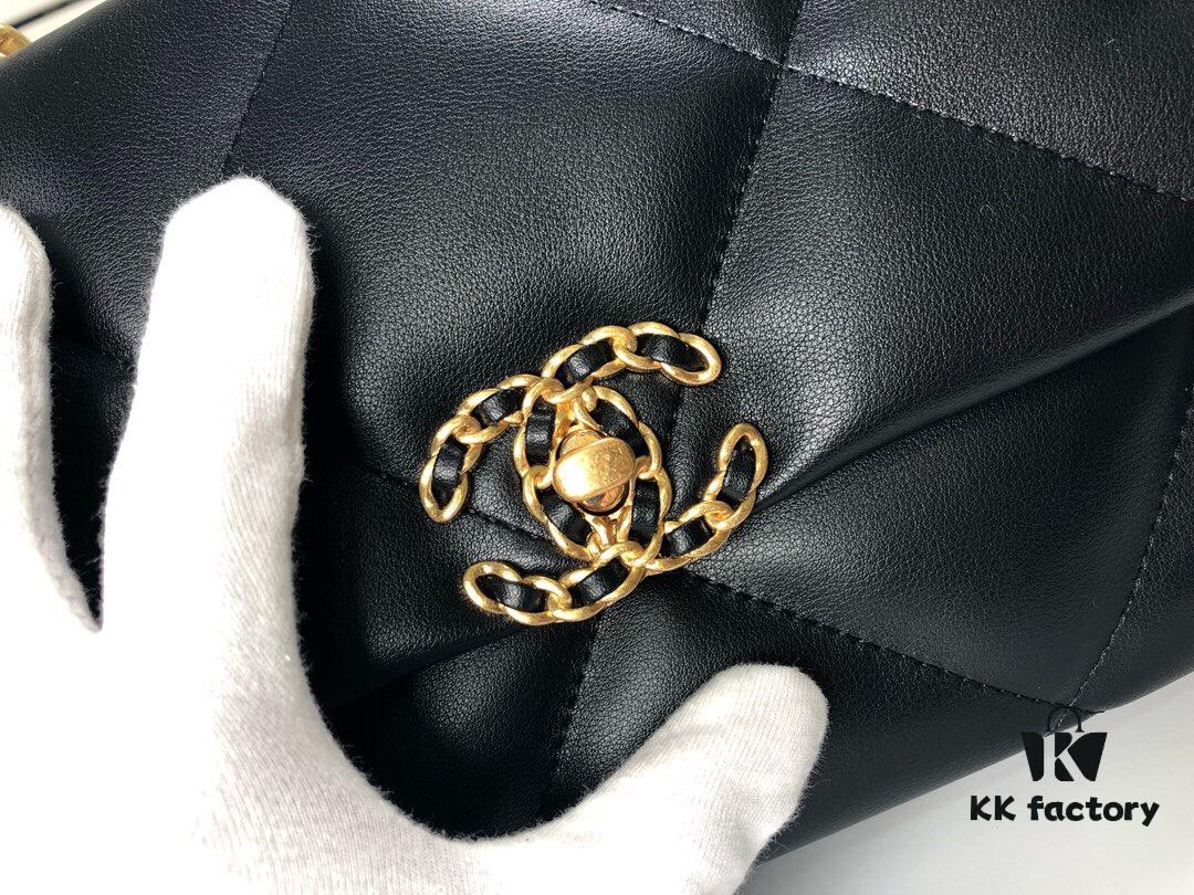 69305580f09edb6de4c4f27d Black Medium-Sized Chanel Latest Bestseller - Now Available