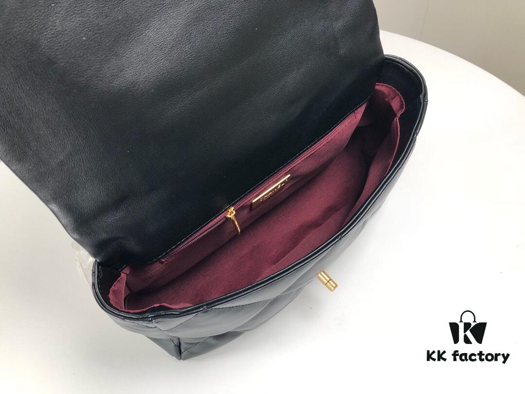 69305583f09edb6de4c4f280 Black Medium-Sized Chanel Latest Bestseller - Now Available
