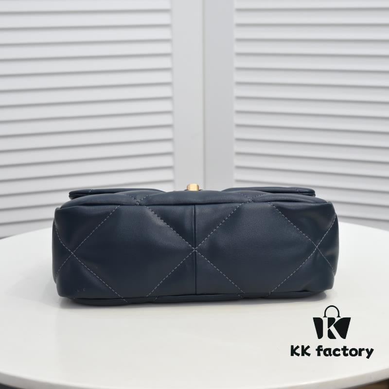 69305584f09edb6de4c4f282 Small Deep Blue Chanel Latest Bestseller Just Arrived 📣📣 Same as Counter Version🤭 Premium Imported Calfskin Leather🐂 Extremely Soft to Touch. Stunning Fit and Flattering Silhouette, Can Be Carried by Hand, on Shoulder or Crossbody, Fully Showcasing Feminine Elegance 💃 Grab Yours Now
