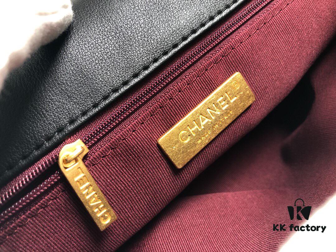 69305584f09edb6de4c4f283 Black Medium-Sized Chanel Latest Bestseller - Now Available