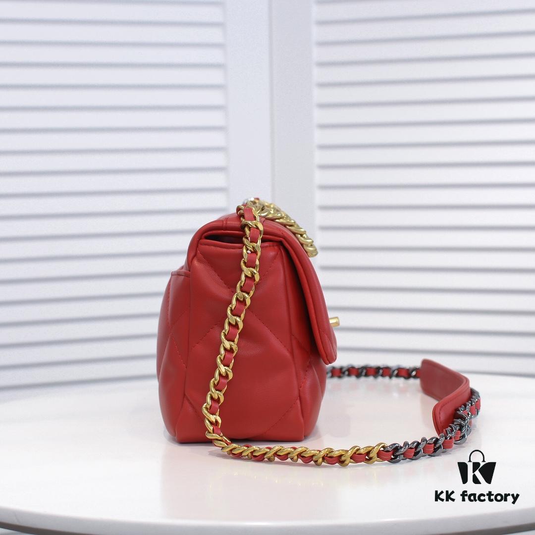 693055a6f09edb6de4c4f2b8 Luxury Red Small Size Chanel Latest Bestseller Release 📣📣 Cabinet Synchronized, Imported Cowhide Leather with Super Soft Touch