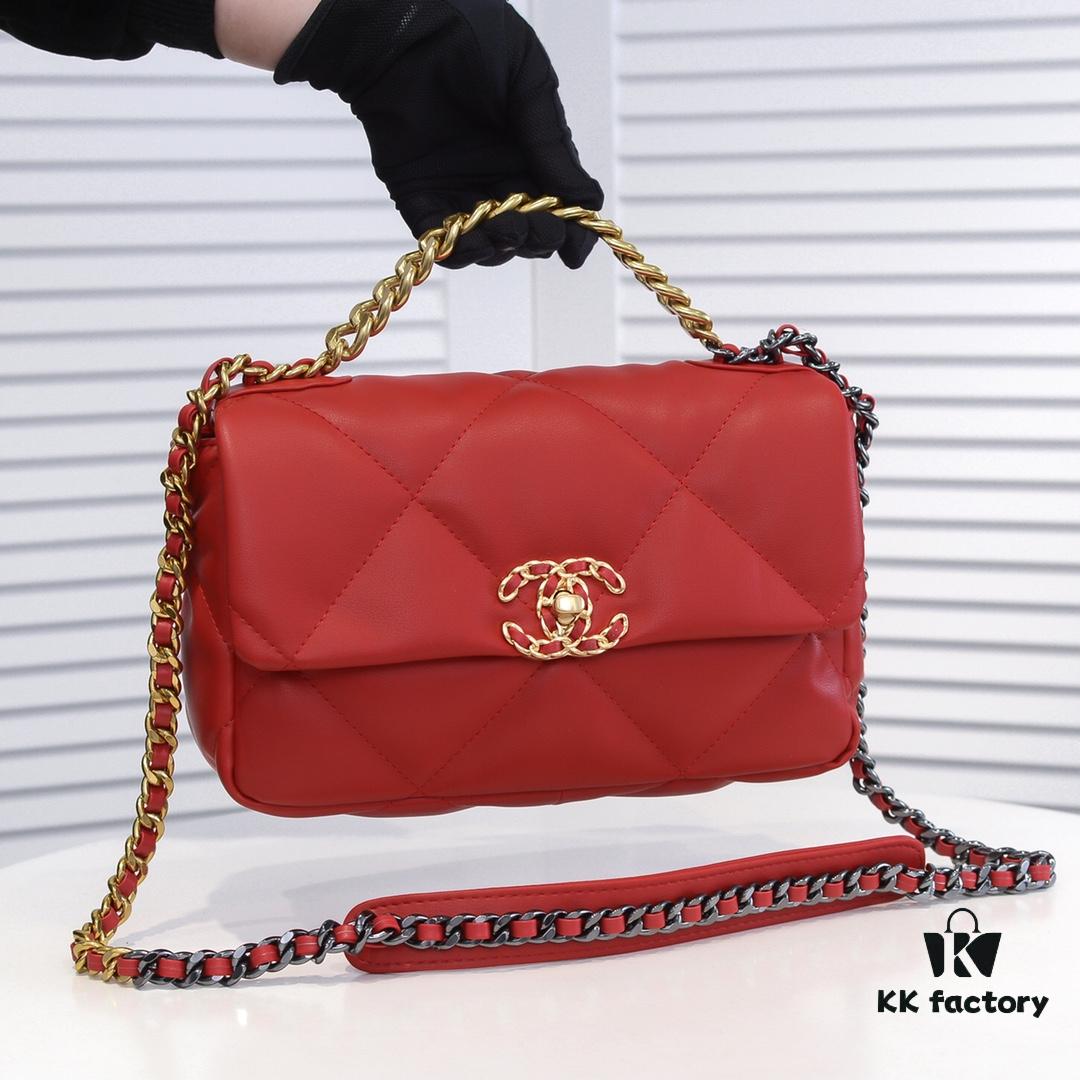 693055a7f09edb6de4c4f2bb Luxury Red Small Size Chanel Latest Bestseller Release 📣📣 Cabinet Synchronized, Imported Cowhide Leather with Super Soft Touch
