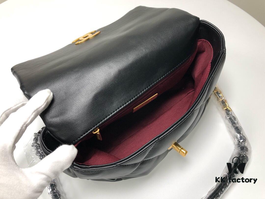 Black Small Size Chanel Latest Bestseller Release 📣📣 Synchronized with Boutique, Imported Calfskin Leather 🐂 Exceptionally Soft Touch