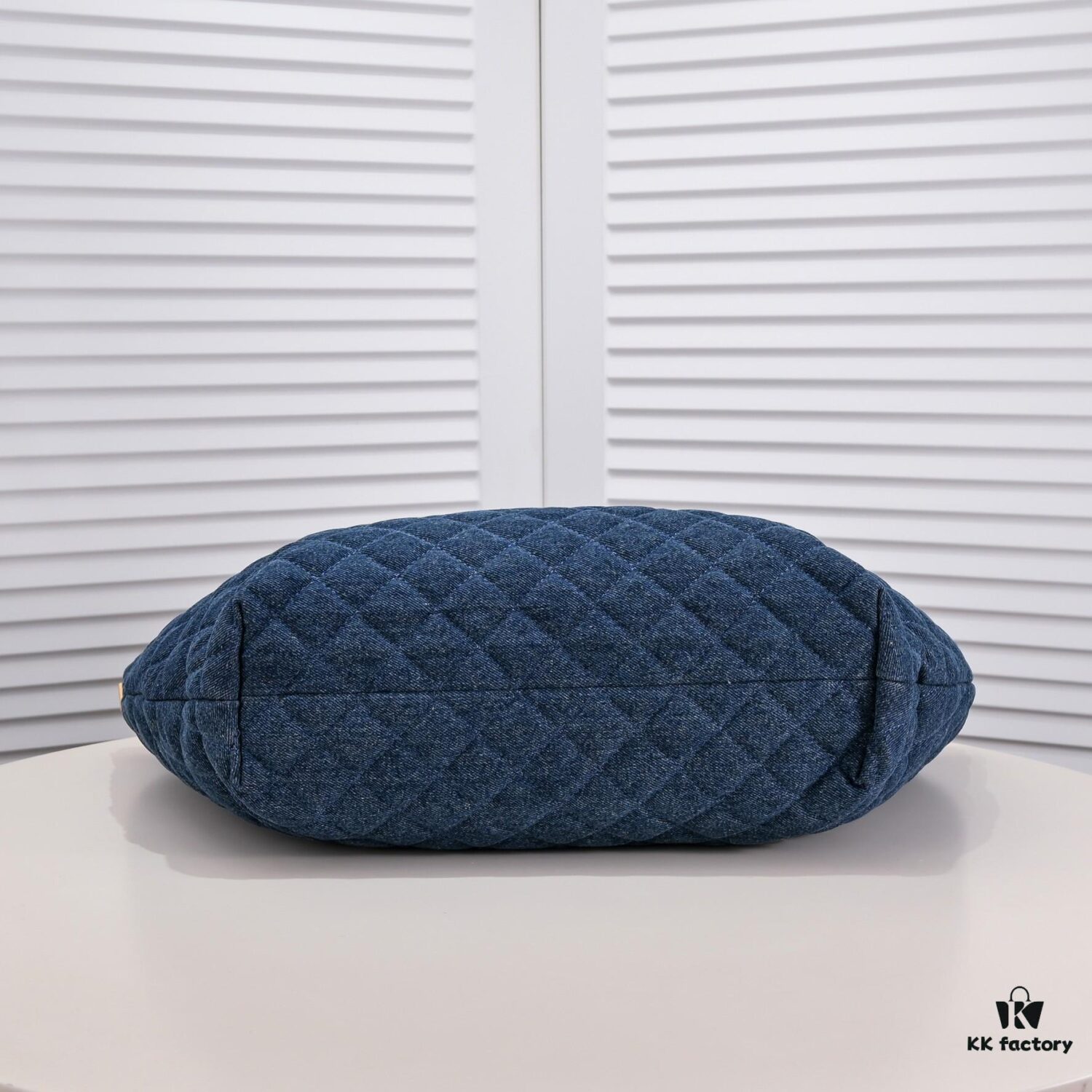 693055eff09edb6de4c4f32d CHANEL Introduces the Icare Bag: A Spacious and Stylish Solution for Modern Life