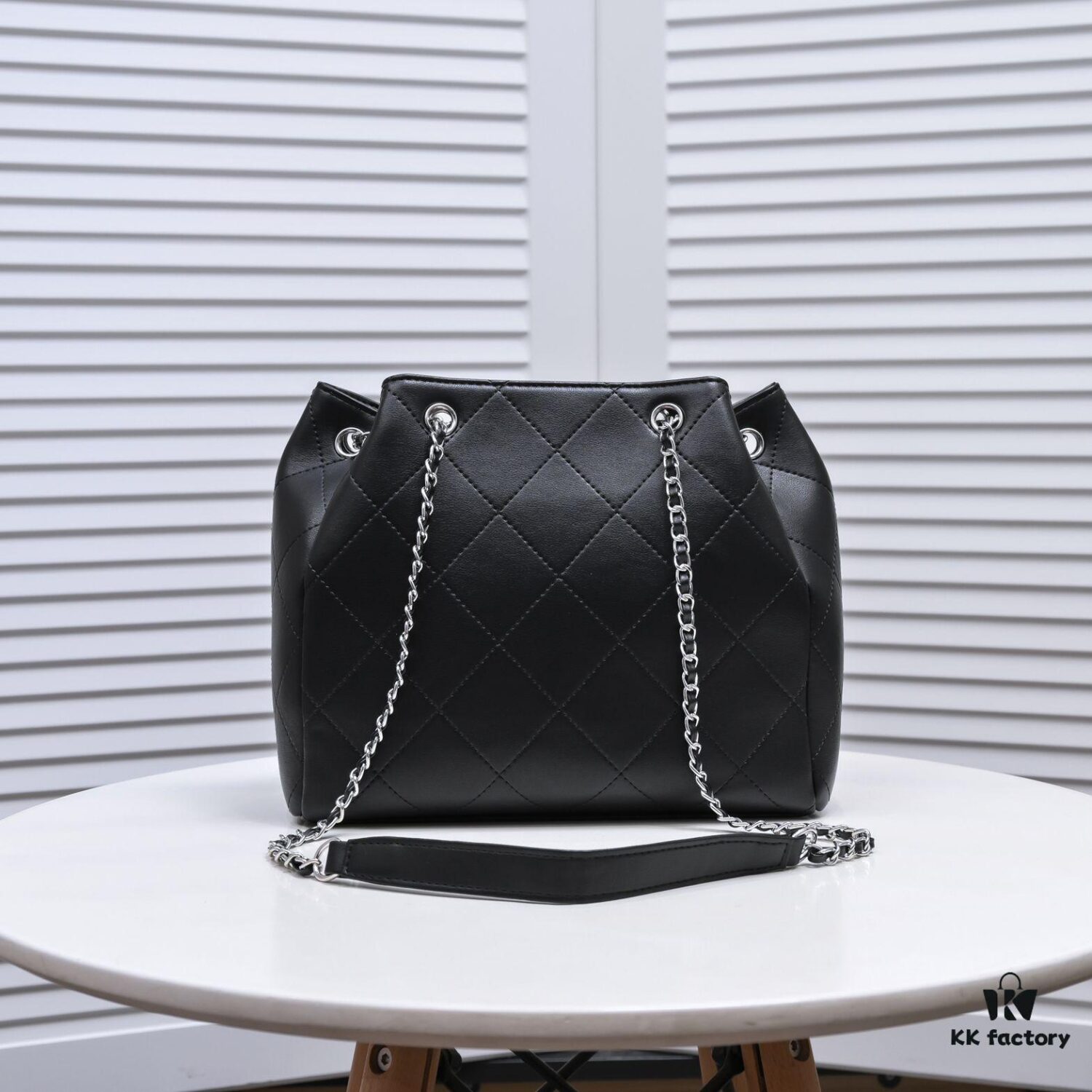 693055f9f09edb6de4c4f33e Chanel New Arrival In Stock; Made with Chanel Genuine Leather Checkered Pattern, Soft and Thick Texture, Exquisite Craftsmanship, Premium Hardware, Large Capacity Without Bulkiness, Excellent Quality to Hold