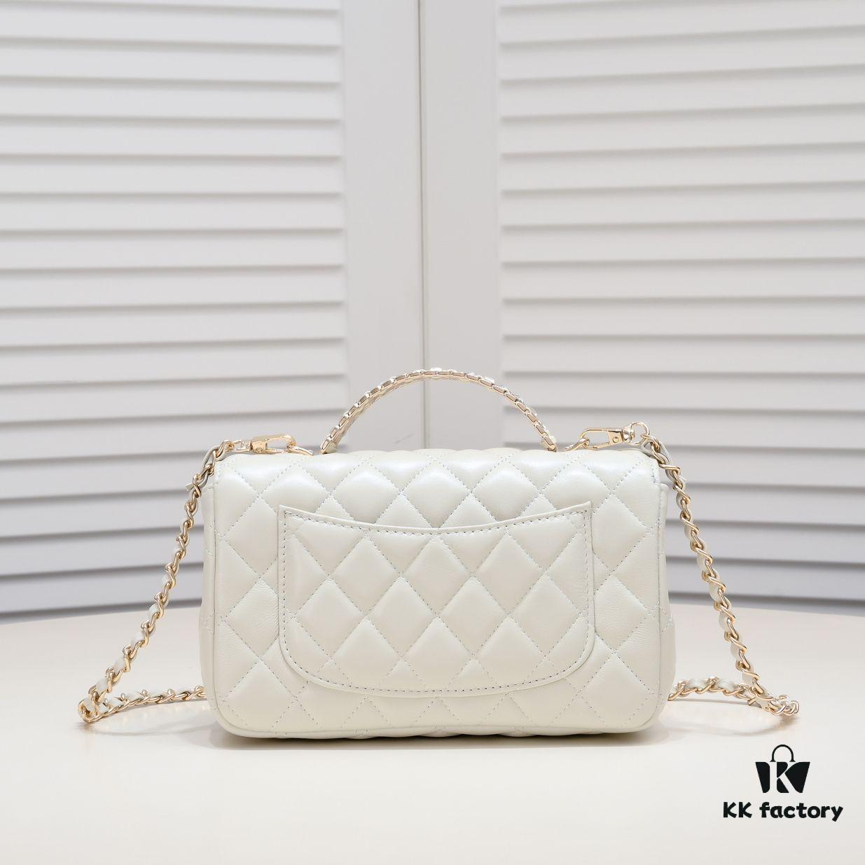 69305624f09edb6de4c4f38e Large Size 🦋 Chanel 🖤 23A Diamond Handle CF Mini, Early Release and Already Secured 💎
