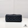 Large Size 🦋 Chanel 🖤 23A Diamond Handle CF Mini, Early Release Available 💎