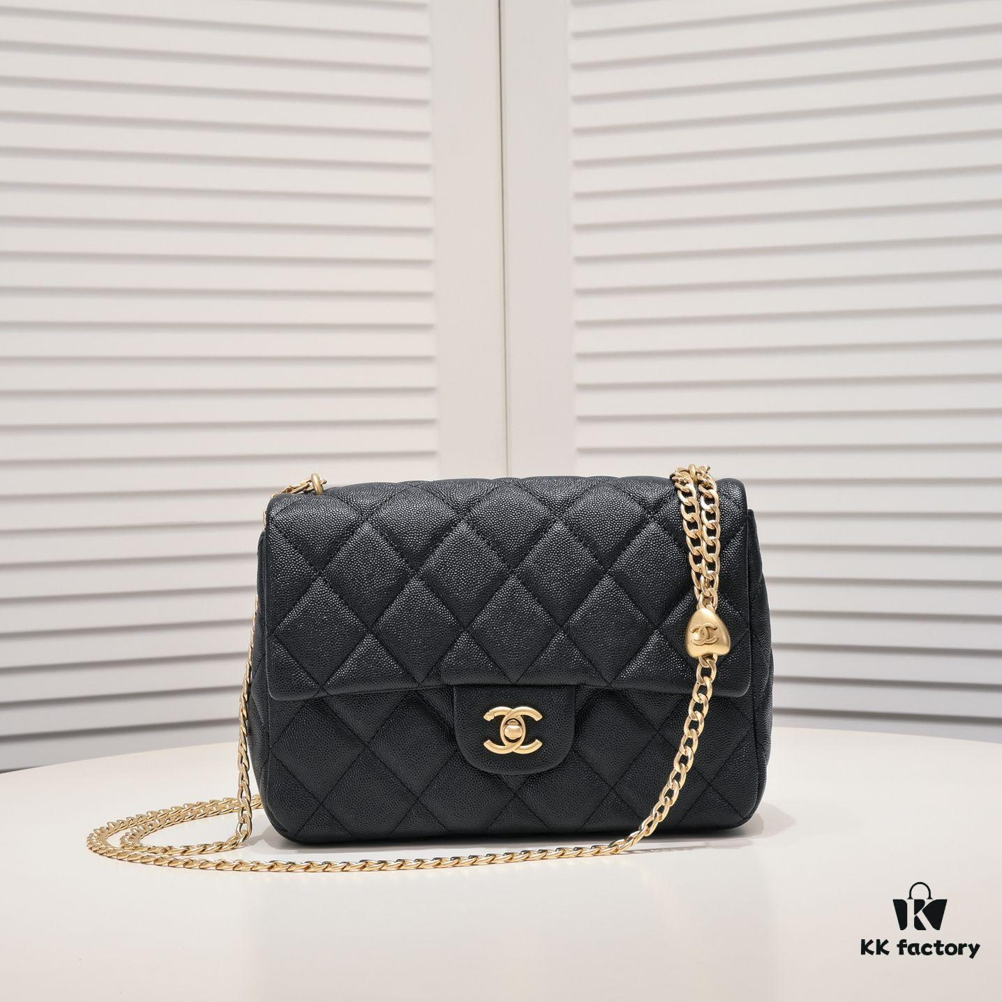 69305635f09edb6de4c4f3ad Large Chanel 23P New Arrival: Heart Ball vs. Gold Ball?