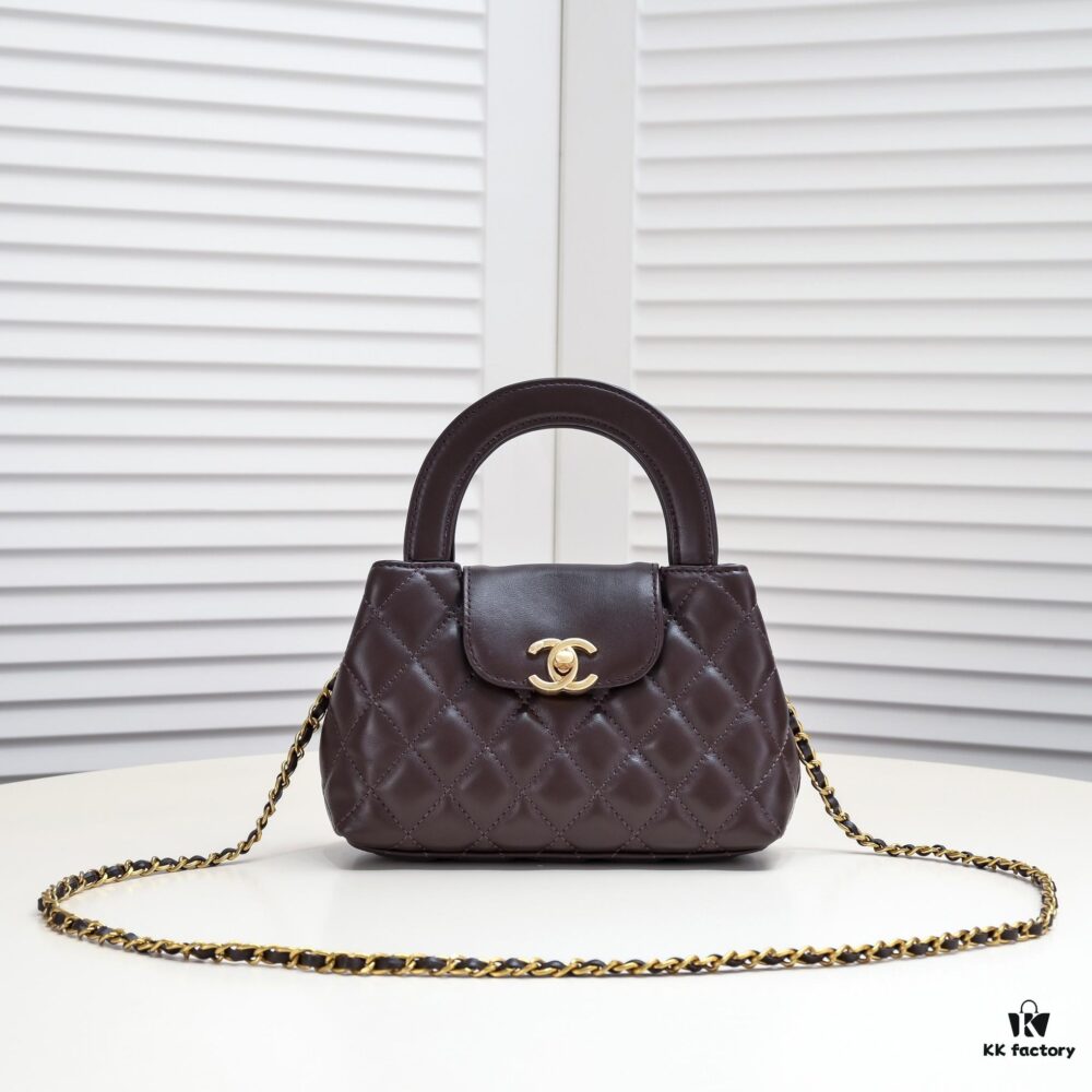 69305653f09edb6de4c4f3f3 Chanel 23/24 Autumn/Winter Collection New Bag Beautifully Designed with Camellia Motif