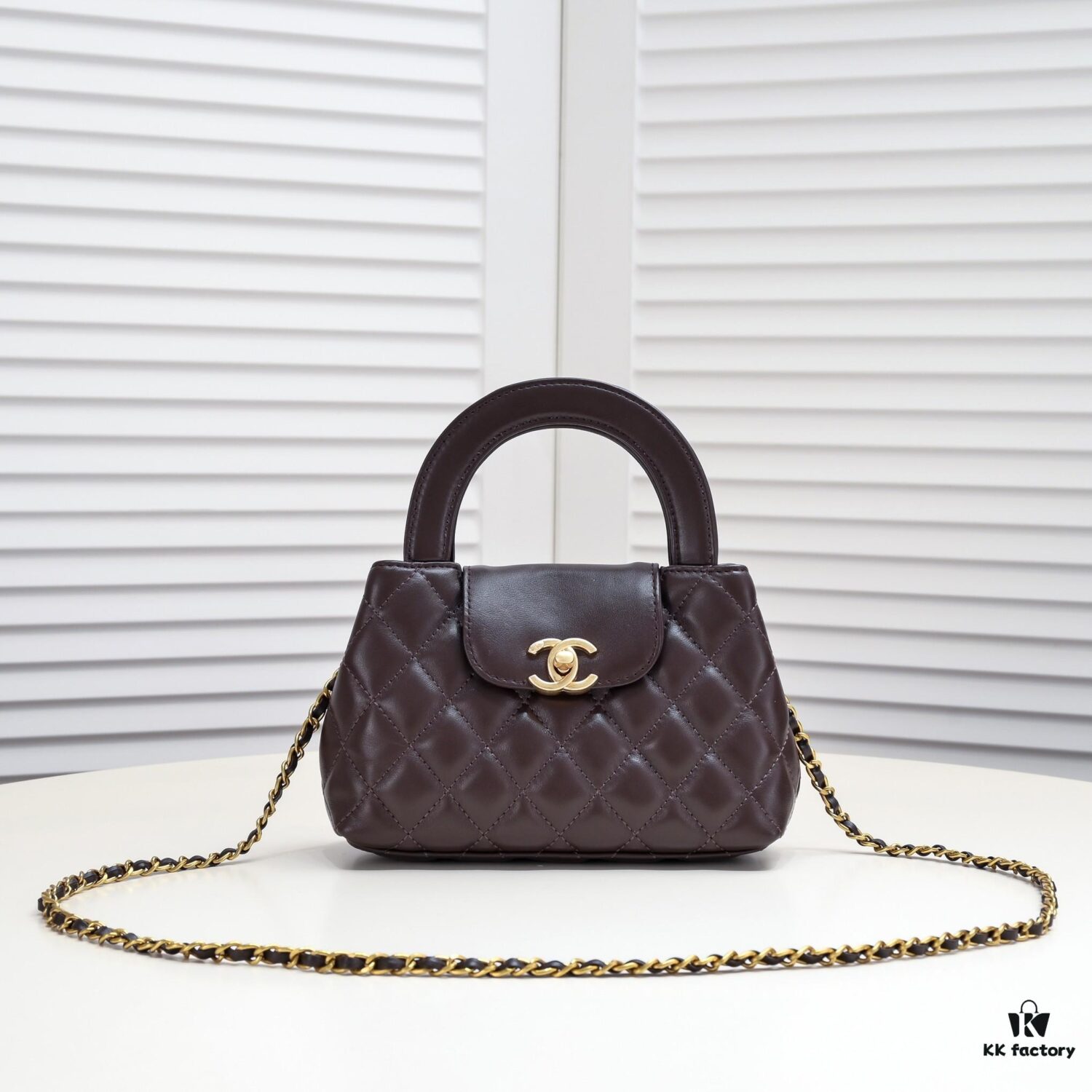 69305653f09edb6de4c4f3f3 Chanel 23/24 Autumn/Winter Collection New Bag Beautifully Designed with Camellia Motif