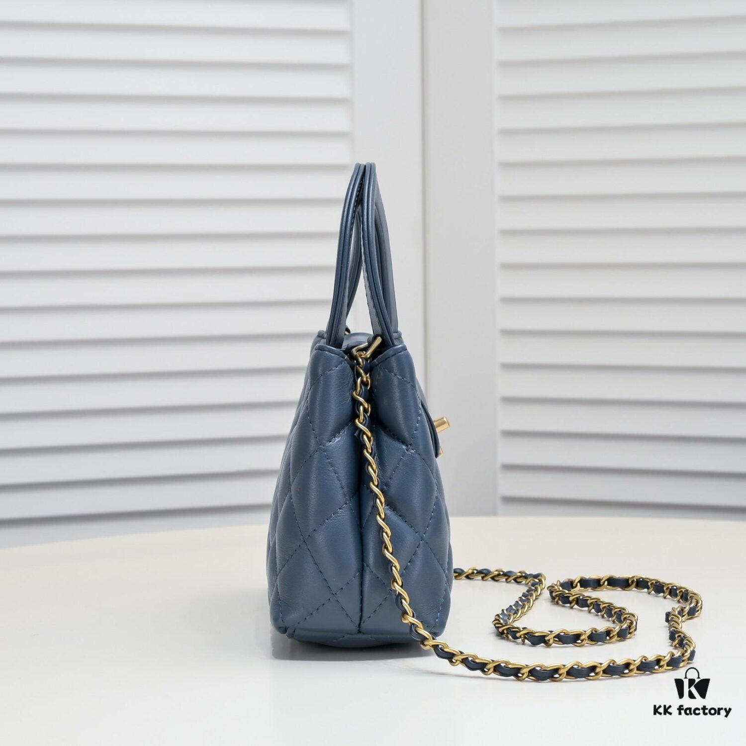 69305657f09edb6de4c4f3f7 Chanel New Bag 6170 Beautiful Design Inspired by Camellia - Autumn/Winter 23/24 Collection
