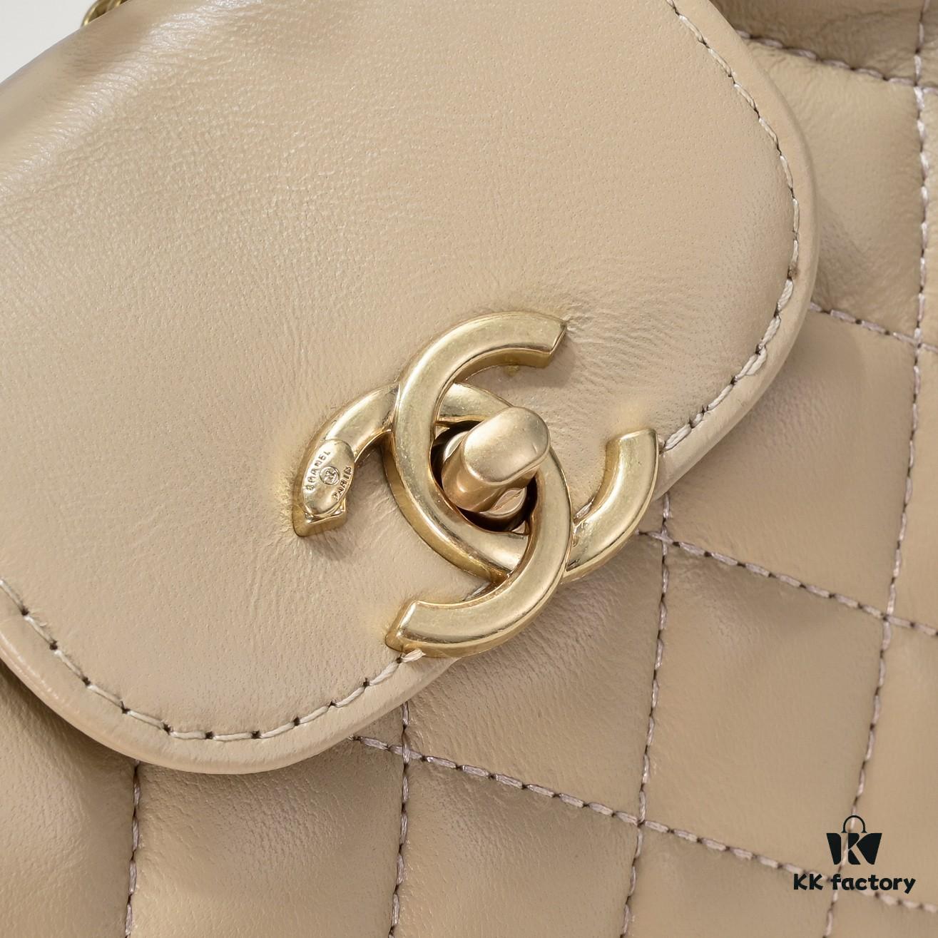 69305662f09edb6de4c4f40d Chanel 23/24 Autumn/Winter Collection New Bag Beautifully Designed with Iconic Camellia Motif