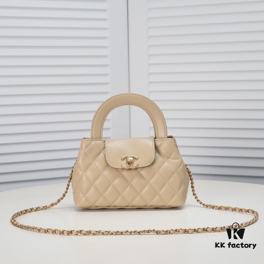 69305665f09edb6de4c4f414 Chanel 23/24 Autumn/Winter Collection New Bag Beautifully Designed with Iconic Camellia Motif