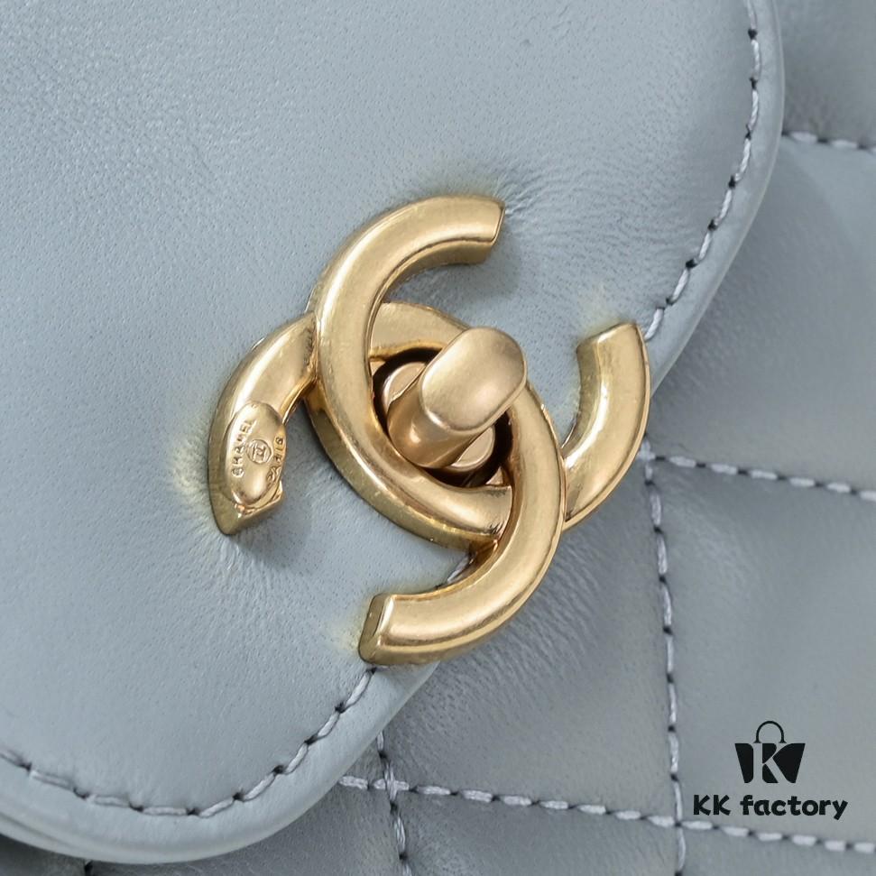 69305666f09edb6de4c4f415 Chanel 6170 New Bag Beautifully Inspired by Camellia - Autumn/Winter 23/24 Collection