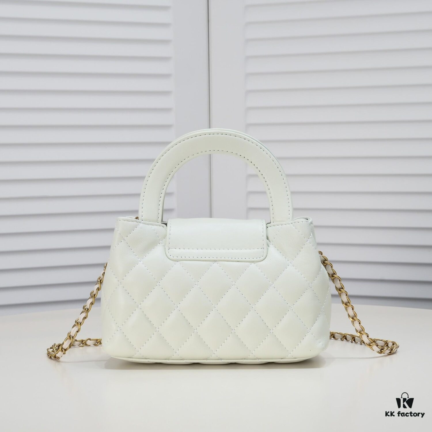 69305668f09edb6de4c4f41d Chanel 6170 New Bag Beautiful Design Inspired by Camellia Flower from AW23/24 Collection