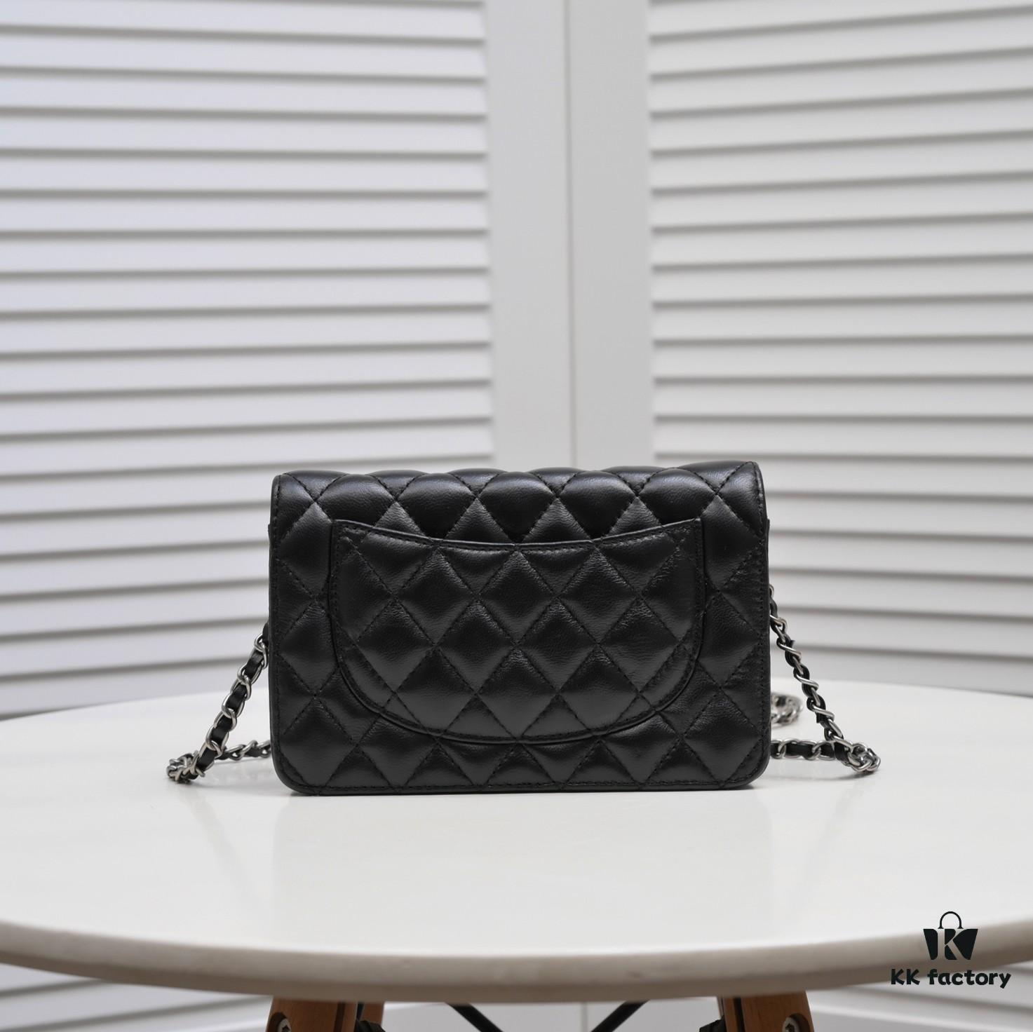 69305672f09edb6de4c4f42d Chanel 2021 SS C F-Style Chain Bag with CHANEL Letter Hardware