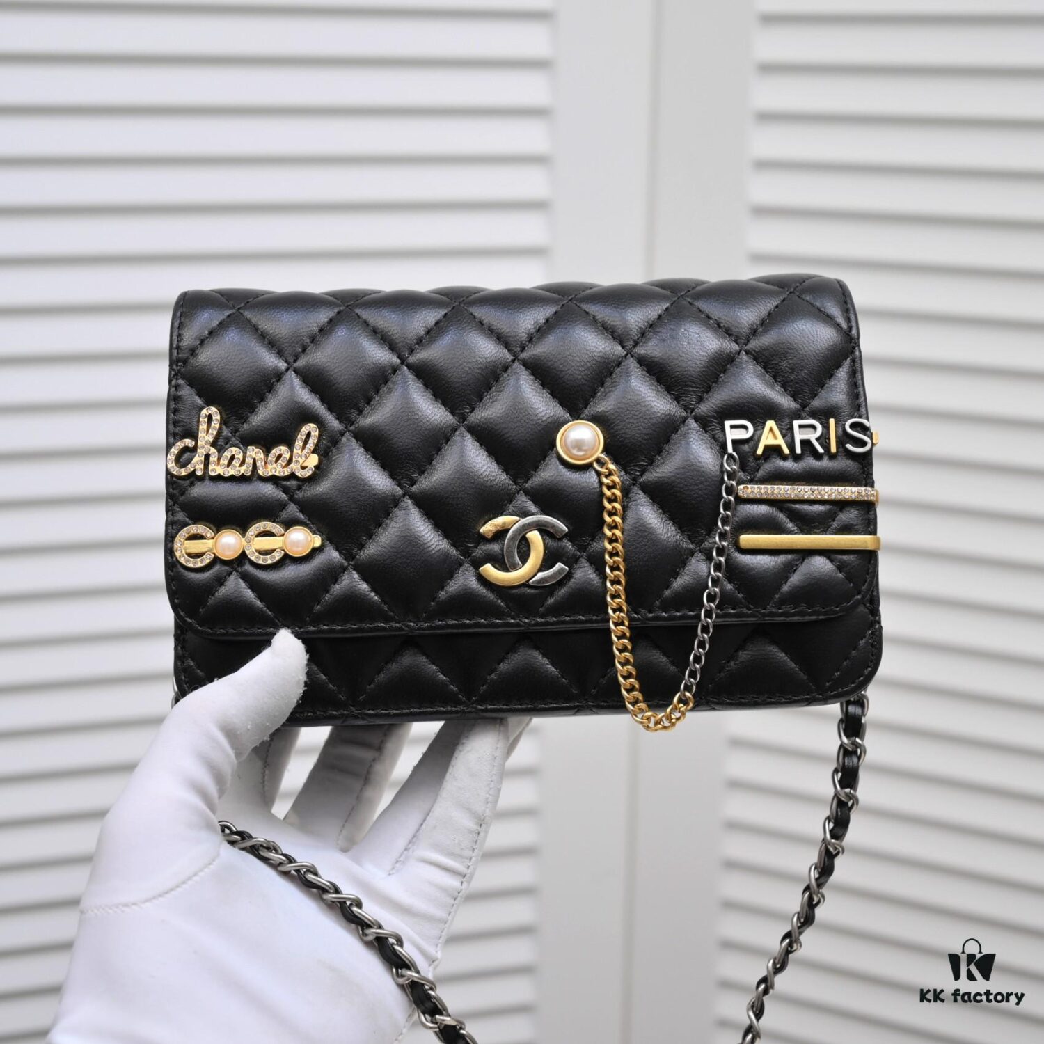 69305674f09edb6de4c4f42e Chanel 2021 SS C F-Style Chain Bag with CHANEL Letter Hardware
