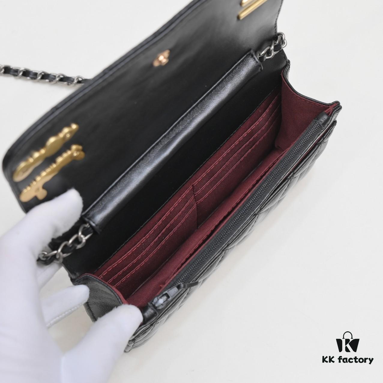 69305675f09edb6de4c4f431 Chanel 2021 SS C F-Style Chain Bag with CHANEL Letter Hardware