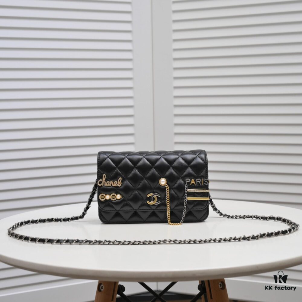 69305675f09edb6de4c4f433 Chanel 2021 SS C F-Style Chain Bag with CHANEL Letter Hardware