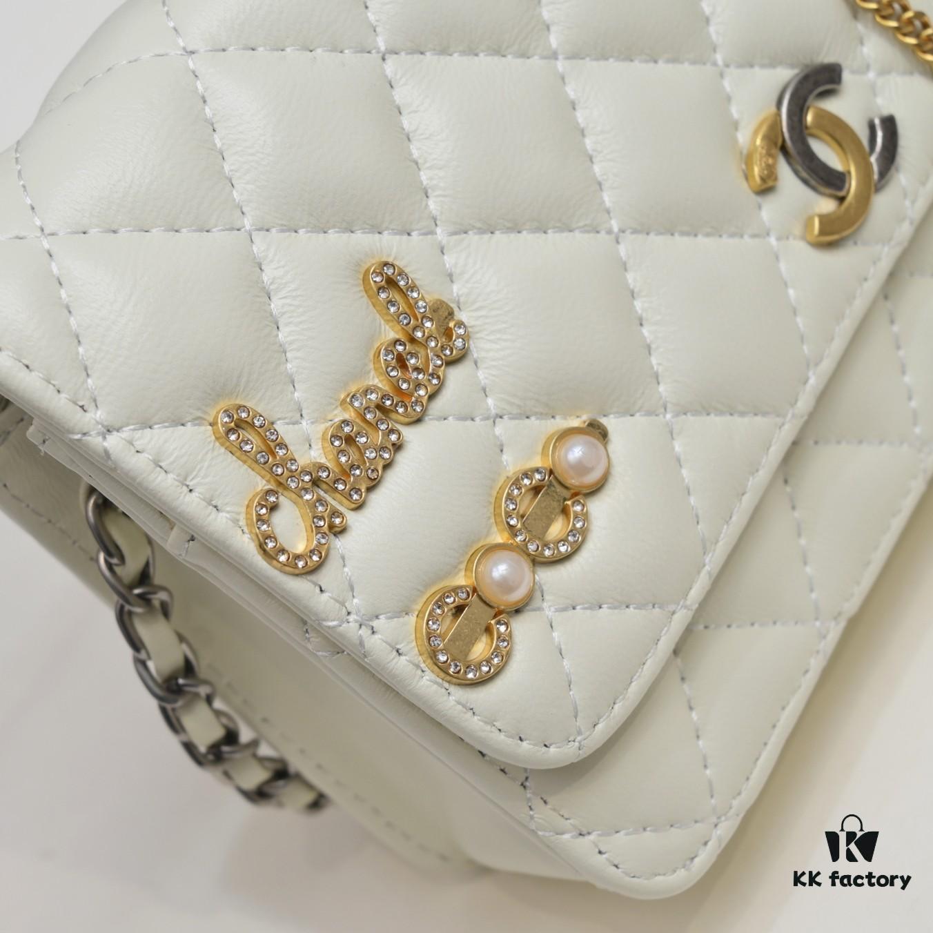 Chanel 2021 SS C F Logo Chain Bag