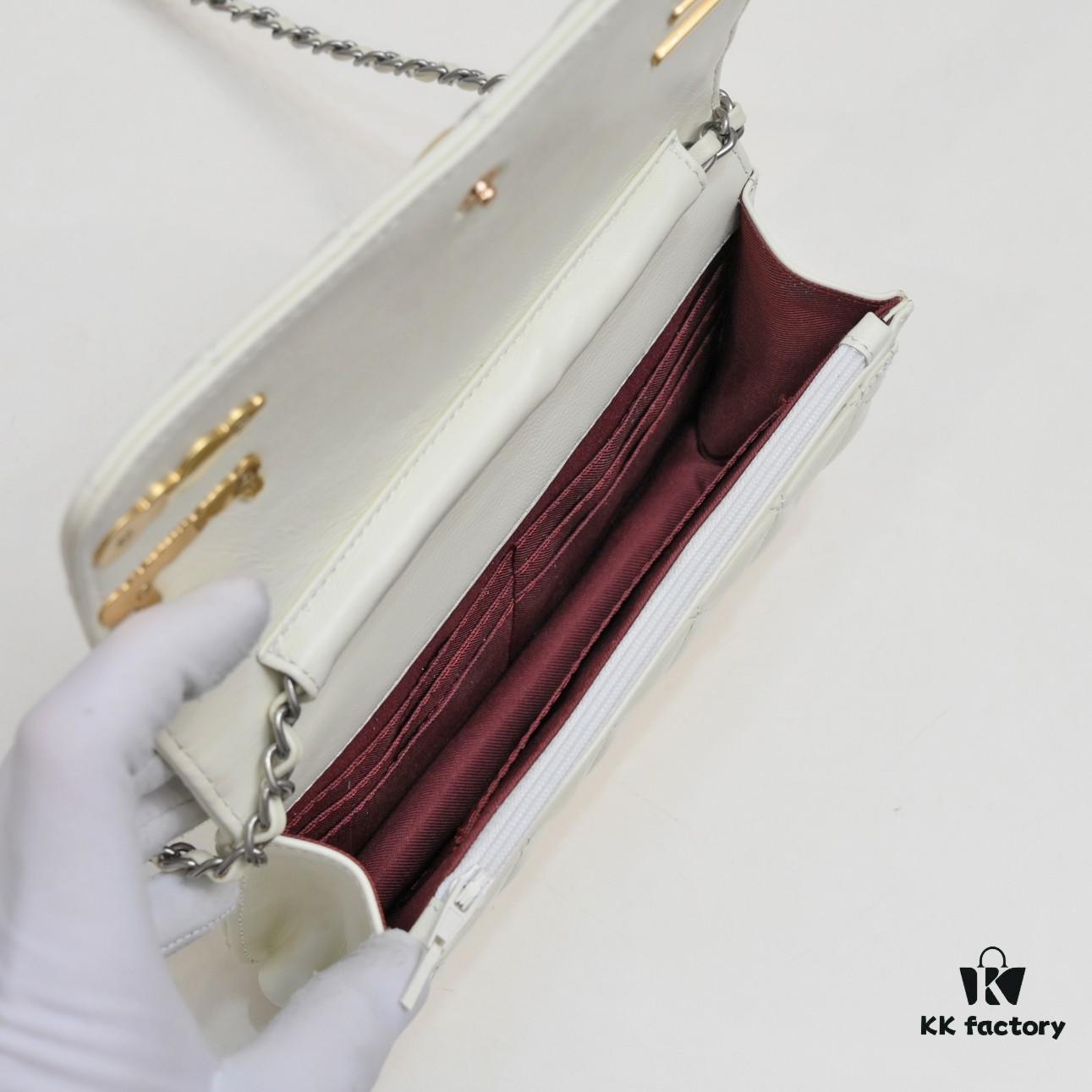 Chanel 2021 SS C F Logo Chain Bag