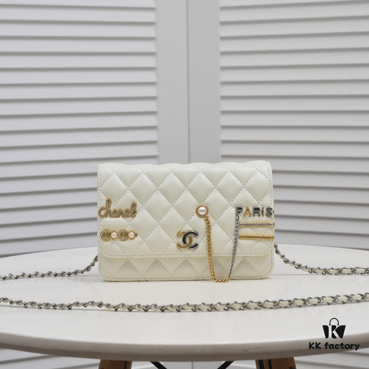Chanel 2021 SS C F Logo Chain Bag