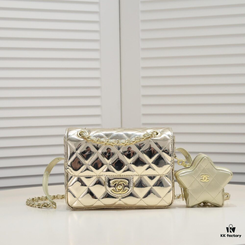 69305699f09edb6de4c4f46f Chanel 24C Spring/Summer CF Star Backpack