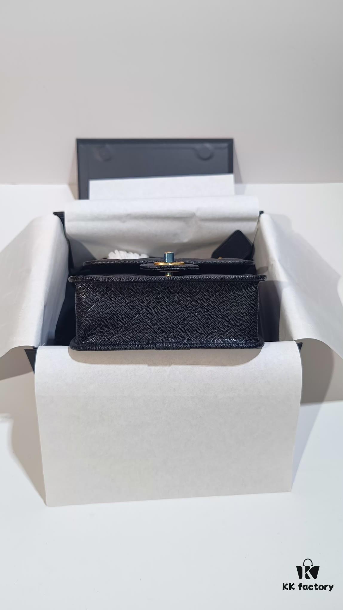 693056bbf09edb6de4c4f4a1 Chanel AS3652, Original Quality, Classic Design, Luxury and Elegance, Unprecedented Prestige