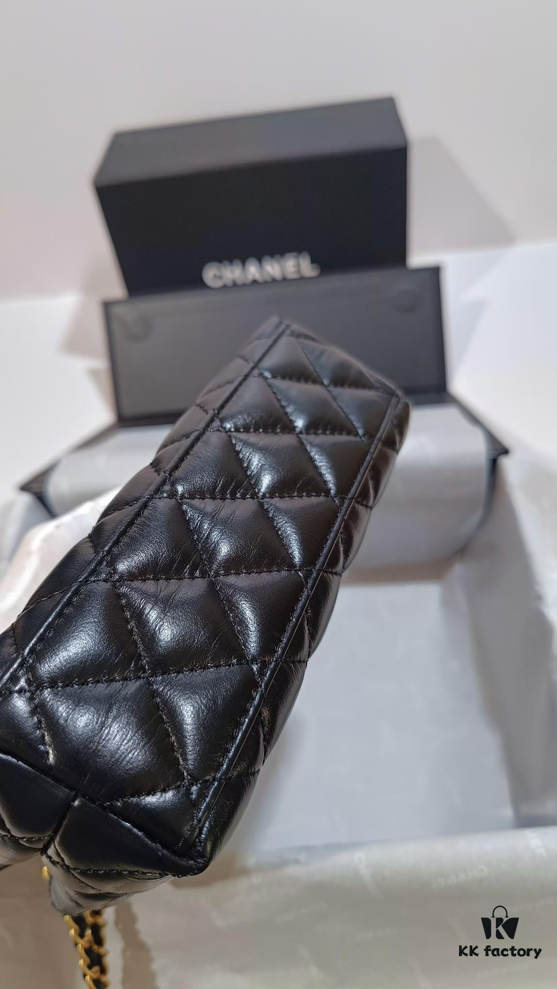 693056caf09edb6de4c4f4b2 Authentic Chanel 23K Kelly Bag, Vintage-Inspired Design, Fall/Winter Runway Hit