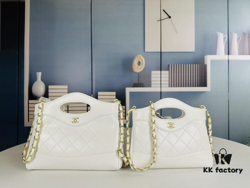 Large Batch, Small Batch — Princesses, Meet the New Bag! Chanel Horizontal 31Bag Called Nano!