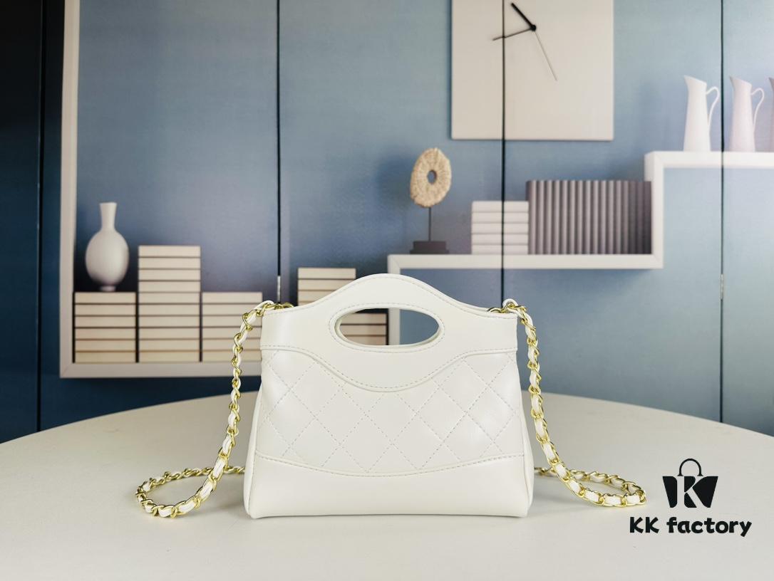 69305722f09edb6de4c4f51c Large Batch, Small Batch — Princesses, Meet the New Bag! Chanel Horizontal 31Bag Called Nano!