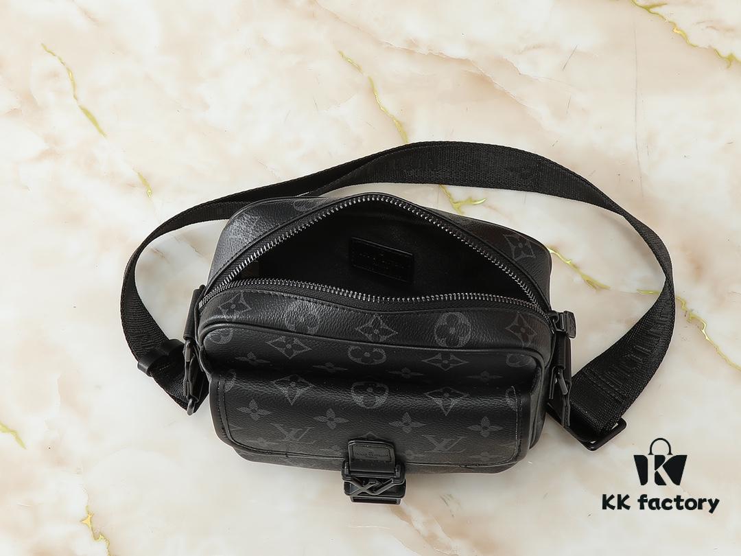 Upgraded Original M12518 M12516 M25121 Getaway Messenger Bag