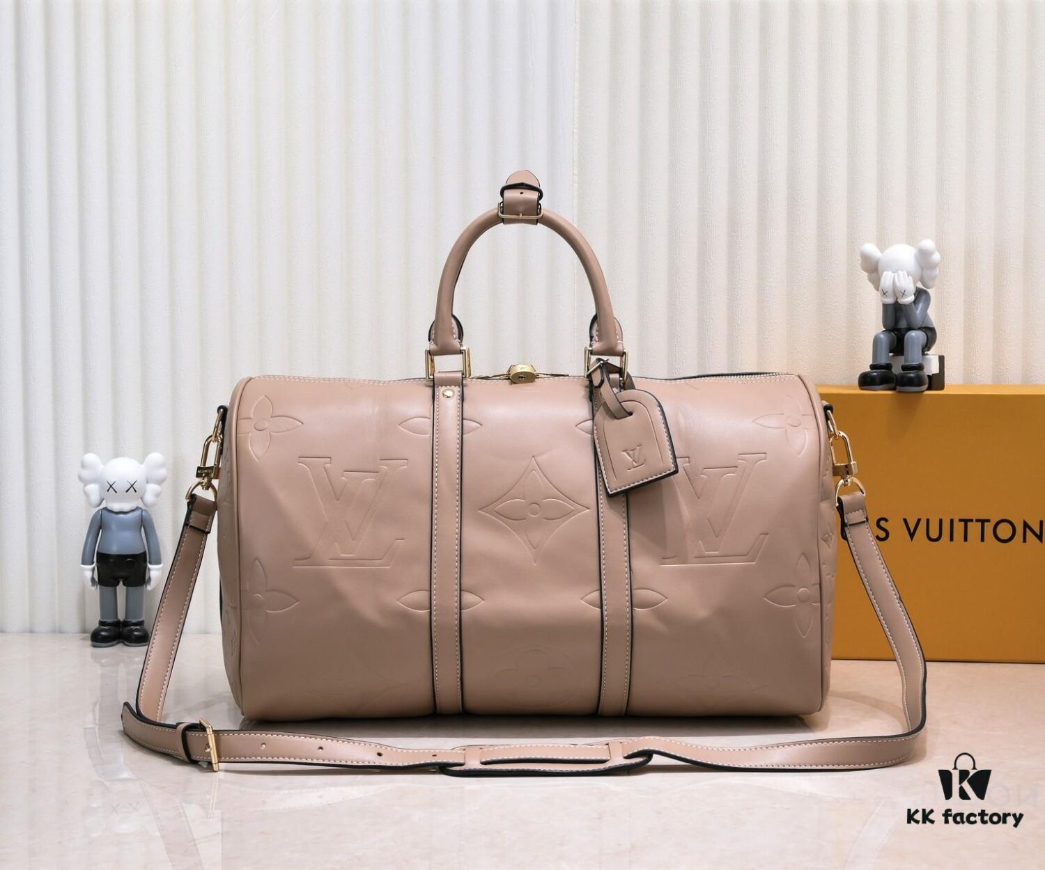 N44810 45532 Upgraded Version 45cm Imported Full-Grain Leather Black Embossed Large Flower Travel Bag N41416 45532