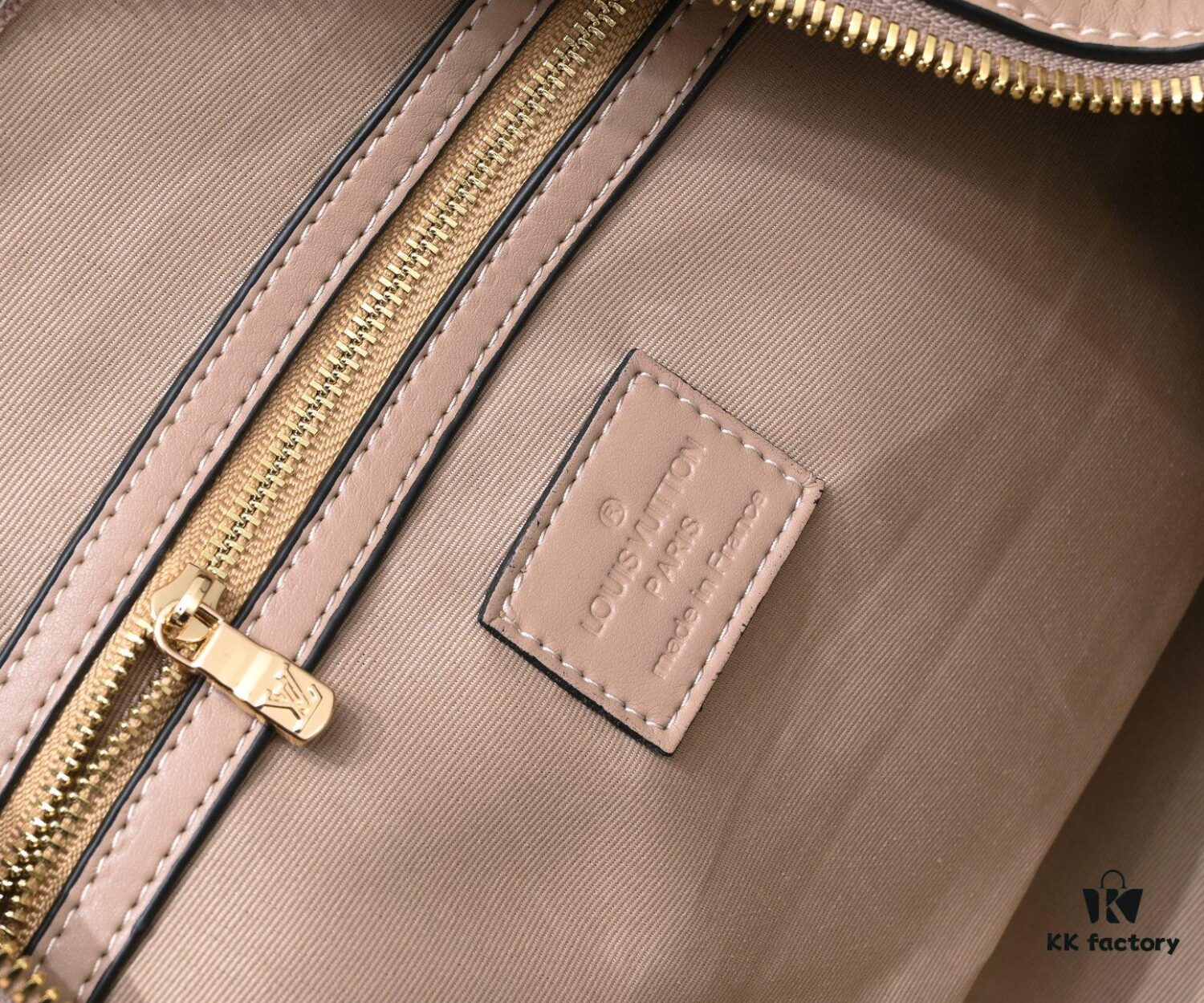 N44810 45532 Upgraded Version 45cm Imported Full-Grain Leather Black Embossed Large Flower Travel Bag N41416 45532