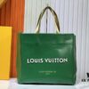 6930580bf09edb6de4c4f67d Medium Shopper Bag M24457