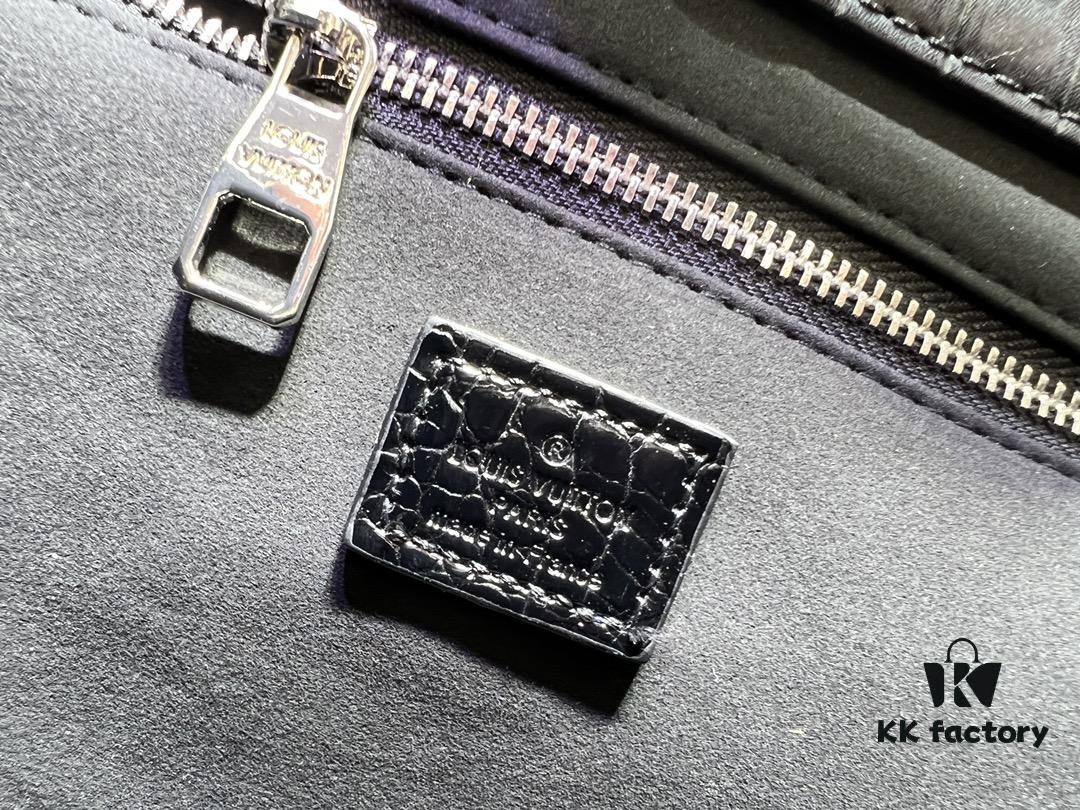 69305815f09edb6de4c4f691 Medium Shopper Bag M24457