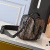 69305888f09edb6de4c4f758 Upgraded Original M46973 M46972 Quest Messenger Bag