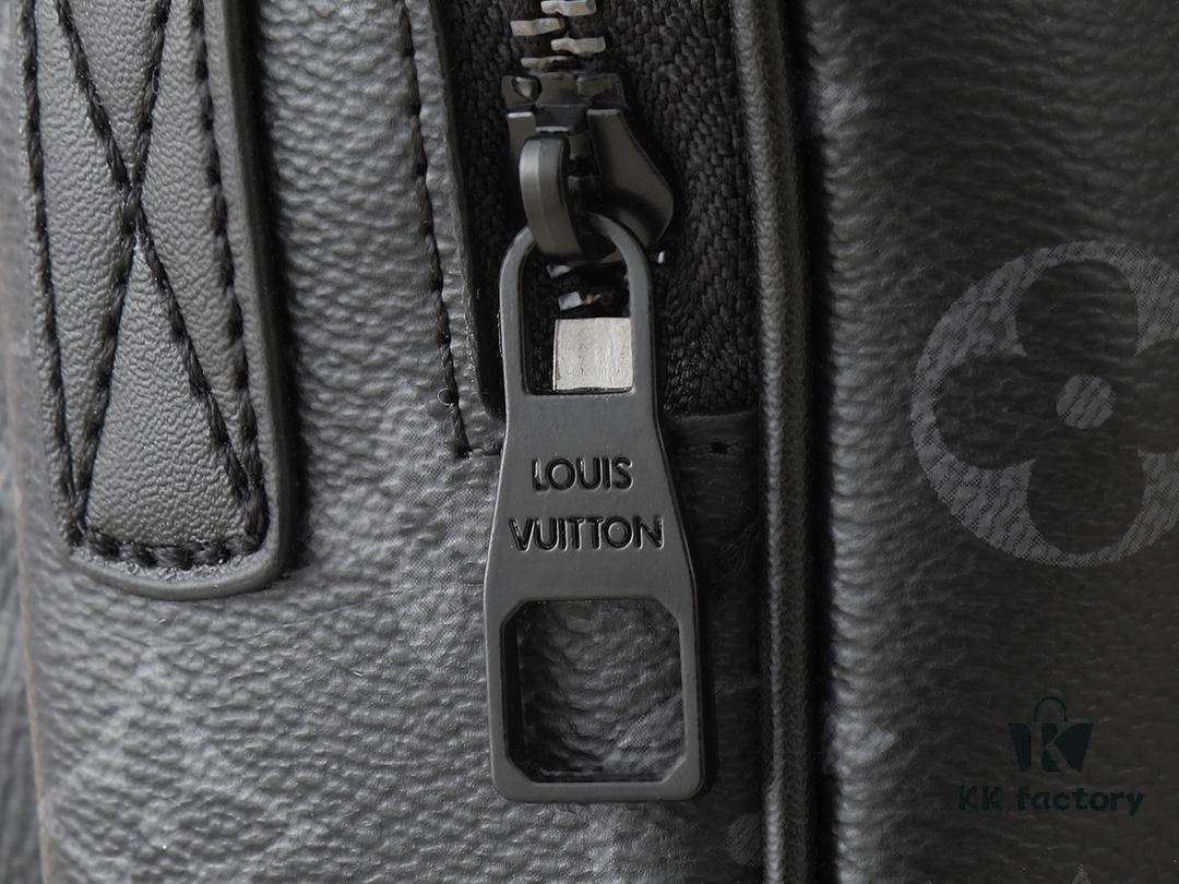 6930588df09edb6de4c4f766 Upgraded Original M46973 M46972 Quest Crossbody Bag
