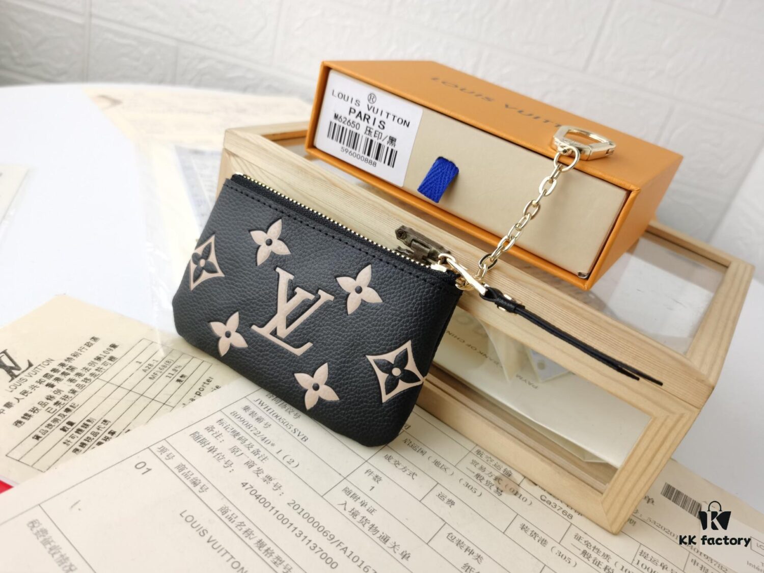Top Quality Original 💎 [Real Photo, Personal Background] LV Damier Canvas Small Pouch for Coins and Keys