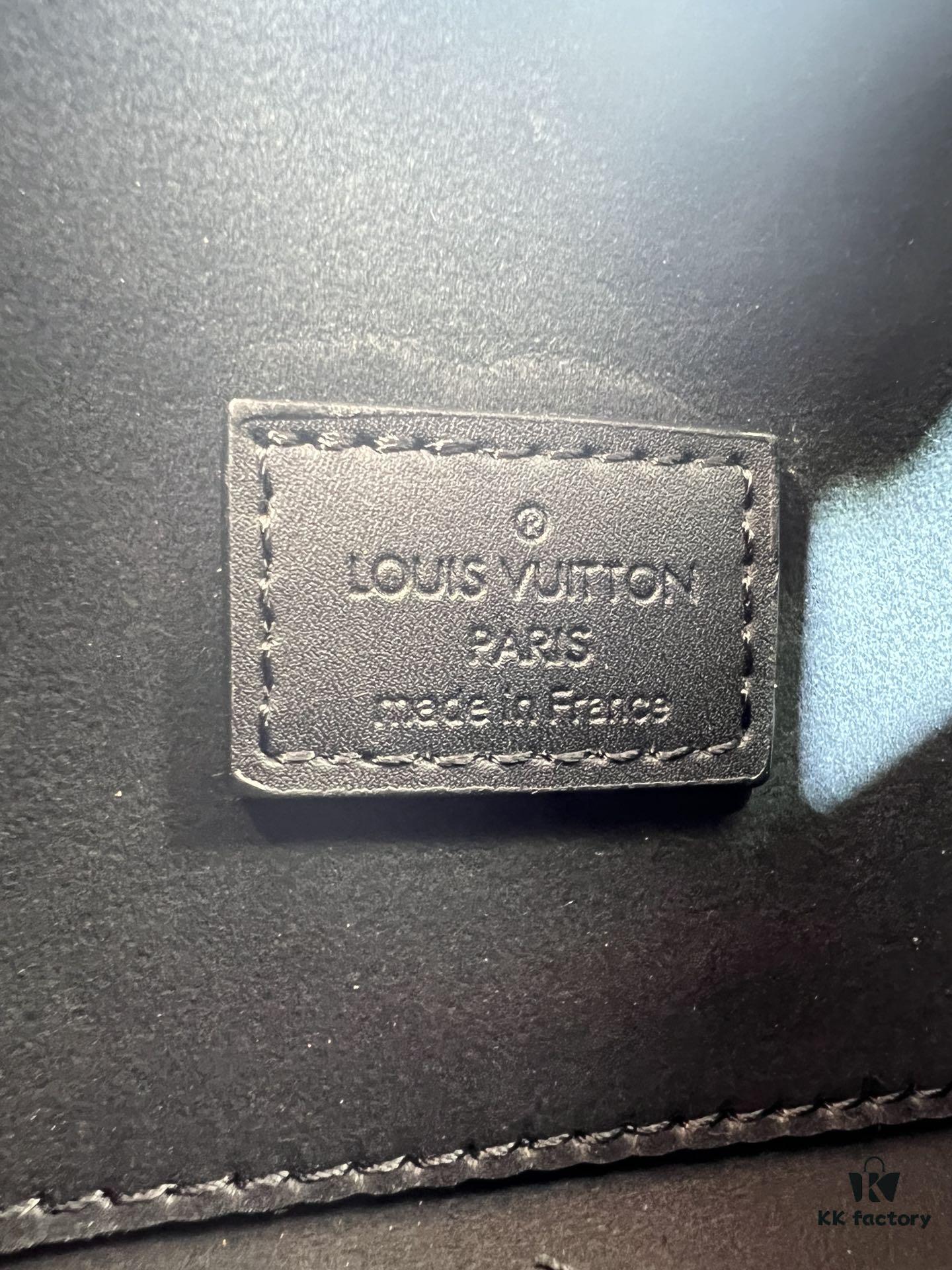 693058c1f09edb6de4c4f7ba Exclusive Real Shot M20250 Monogram Slim Trunk Bag