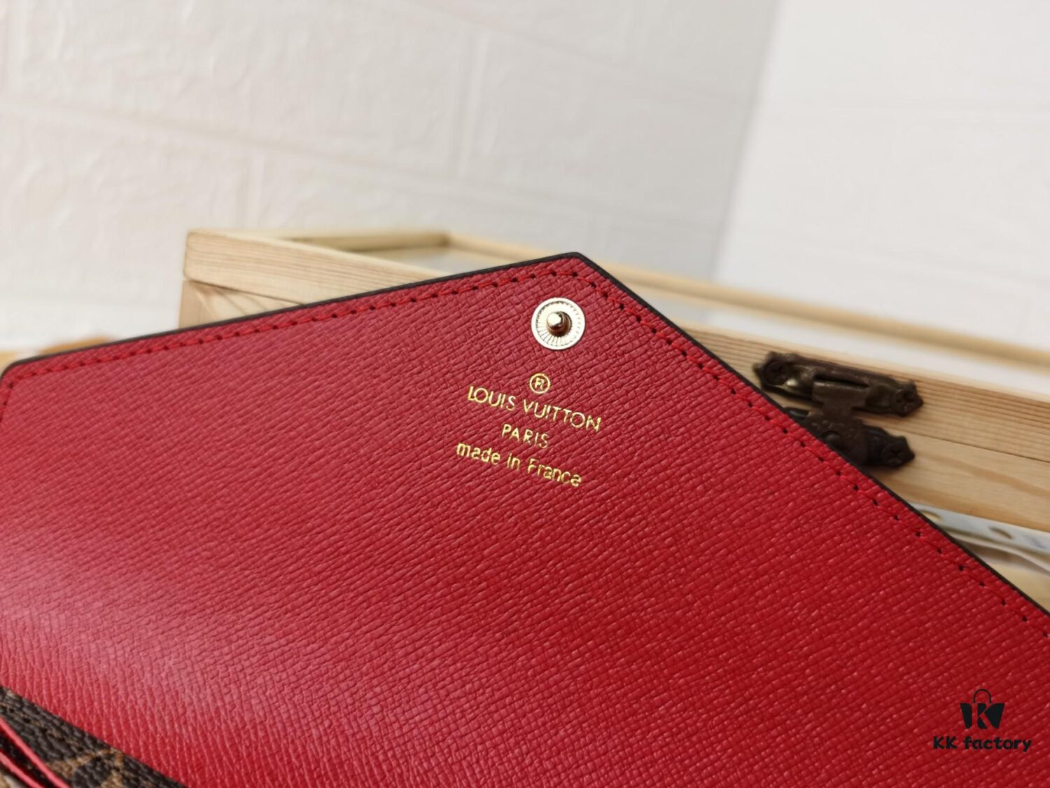 Top Quality Original 💎 [Item Photographed with Personal Background] Josephine Wallet Inspired by Louis Vuitton's First Wallet Design