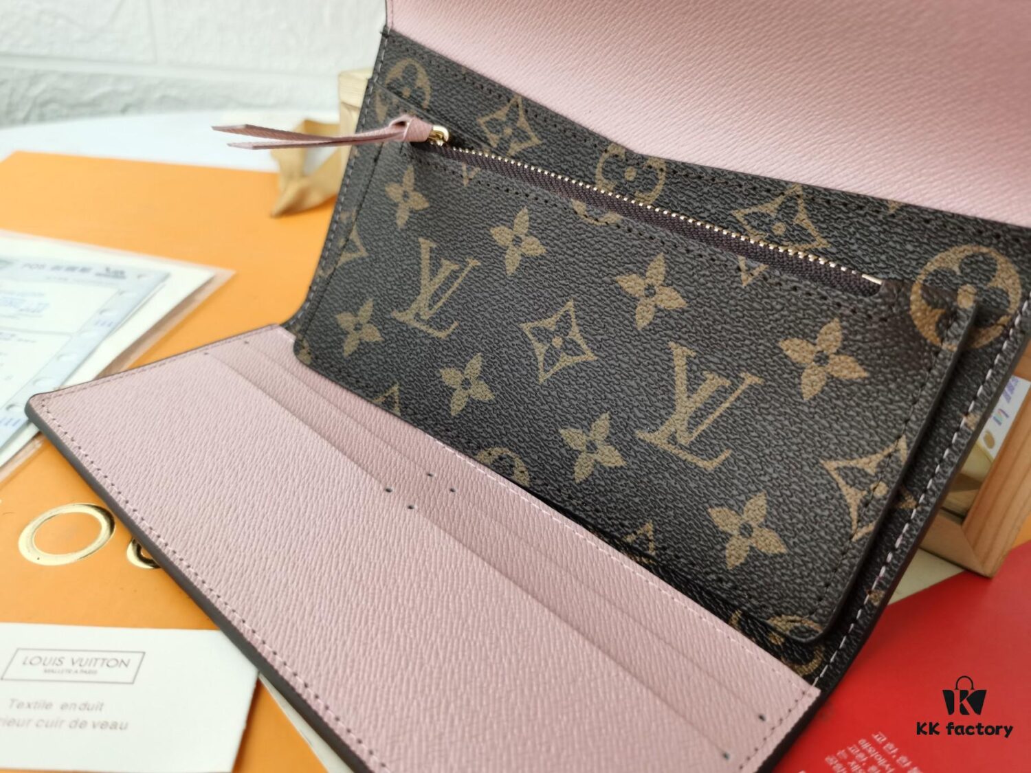 Top Quality Original 💎 [Real Photo, Personal Background] Josephine Wallet Inspired by Louis Vuitton's First Wallet Design