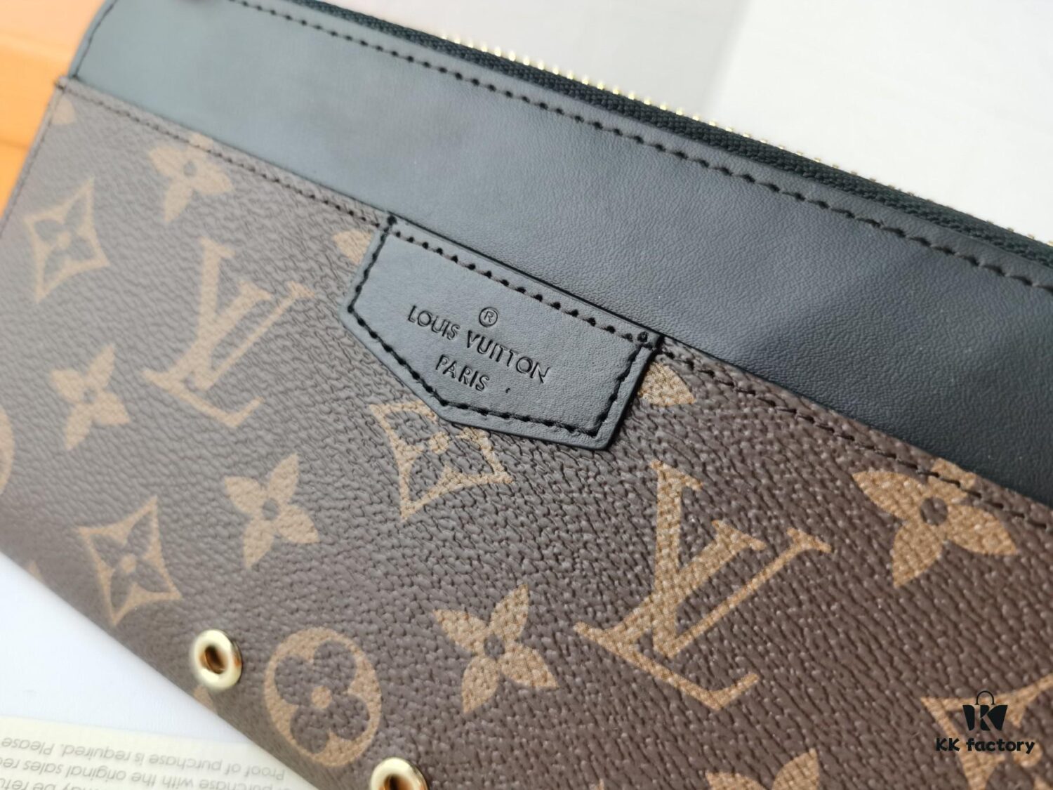 69305920f09edb6de4c4f849 Premium Original Zippy Dragonne Zip Wallet