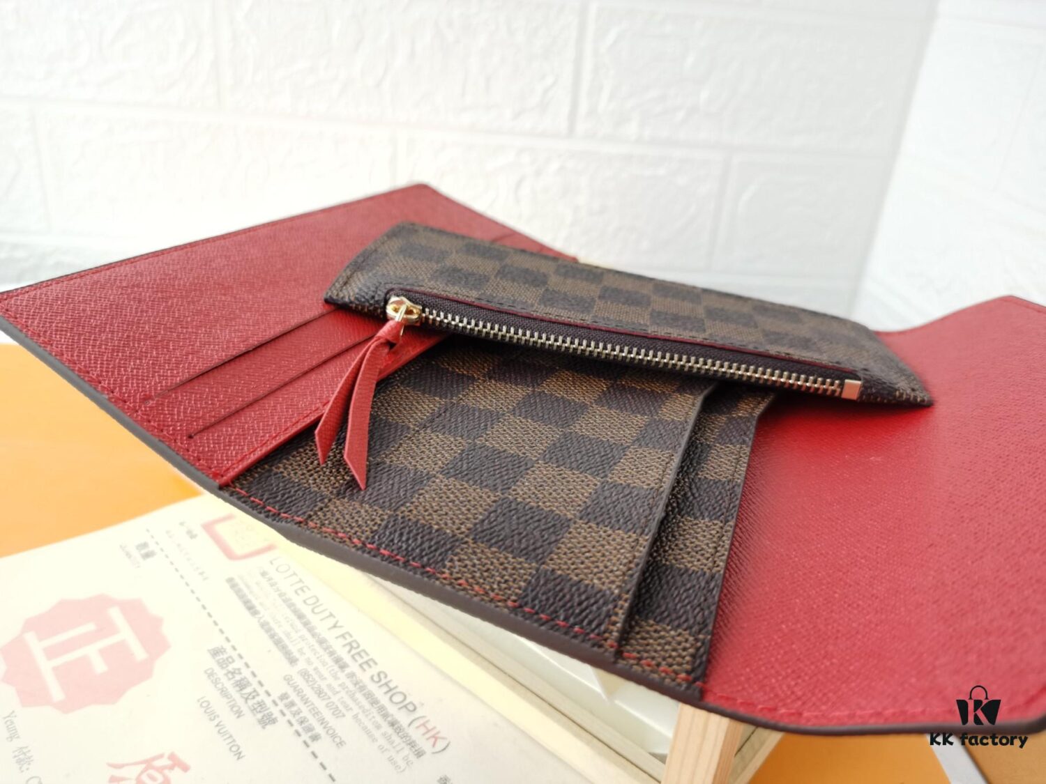 Top Quality Original 💎 [Real Item Photography, Personal Background] Josephine Wallet Inspired by Louis Vuitton's First Wallet Design