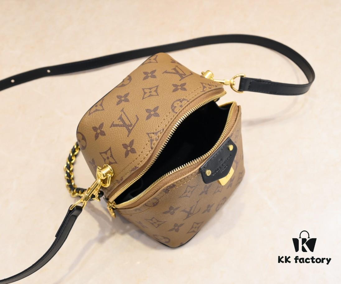 6930593df09edb6de4c4f876 M47162 Yellow Flower M47096 Just In Case Bag