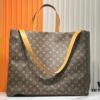 6930594ff09edb6de4c4f88d M24457 M24475 This Medium Shopper Handbag Draws Inspiration from Louis Vuitton's Shopping Bag, Featuring Soft Cowhide Leather Embossed with 'Louis Vuitton' and 'Maison Fondée En 1854', Top Handles, and Removable Shoulder Strap. Dimensions: 40x32x16cm
