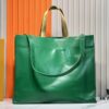 69305954f09edb6de4c4f896 M24457 M24475 This Medium-Sized Shopper Handbag Draws Inspiration from Louis Vuitton's Shopping Bag