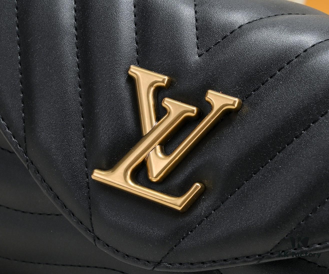 69305964f09edb6de4c4f8b4 Exclusive Real Photo - Upgraded Version ‼️⭐️ M21720 Black, M21797 White ⭐️ This Hold Me Handbag is a new addition to Louis Vuitton's iconic New Wave quilted leather collection, featuring an exquisite design and comfortable carry. The smooth-textured body is accented with an elegant LV metal clasp. The detachable and adjustable leather strap enhances the bag’s versatility.