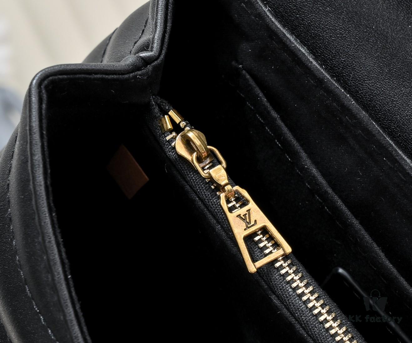 69305965f09edb6de4c4f8b5 Exclusive Real Photo - Upgraded Version ‼️⭐️ M21720 Black, M21797 White ⭐️ This Hold Me Handbag is a new addition to Louis Vuitton's iconic New Wave quilted leather collection, featuring an exquisite design and comfortable carry. The smooth-textured body is accented with an elegant LV metal clasp. The detachable and adjustable leather strap enhances the bag’s versatility.