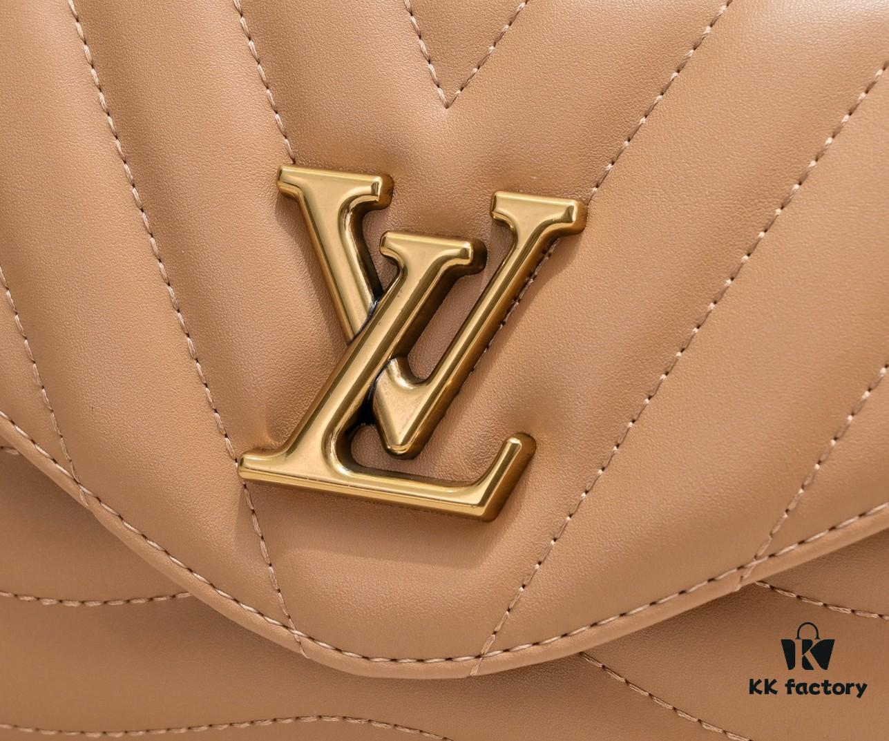 6930596af09edb6de4c4f8bf Exclusive Real Photo - Upgraded Version ‼️⭐️ M21720 Black, M21797 White ⭐️ This Hold Me Handbag is a new addition to Louis Vuitton's iconic New Wave quilted leather goods collection, featuring a refined silhouette and comfortable carry. The smooth-textured body is accented with an elegant LV metal clasp. The detachable and adjustable leather strap enhances the bag’s versatility.